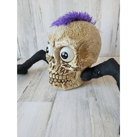Mohawk punk rock skull skeleton Halloween prop light up talking lawn decor - Picture 3 of 10